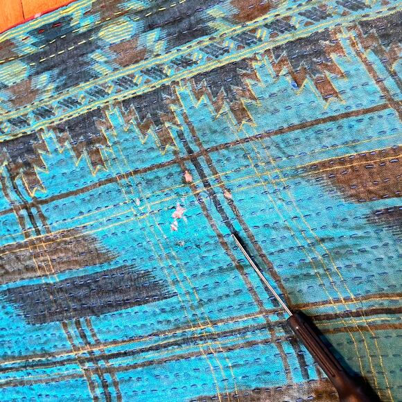 Melange Home Indian Kantha Quilt Throw 86x61 Blue Pink Reversible 100% Cotton - Picture 4 of 10